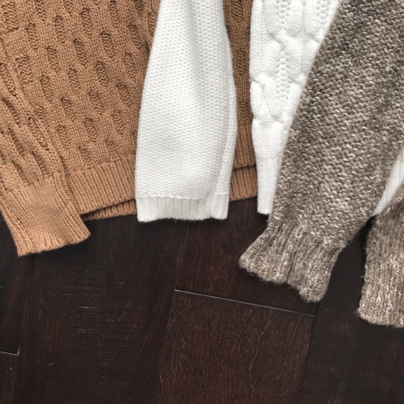 3 Like new sweaters from various brands! - Picture 2 of 6